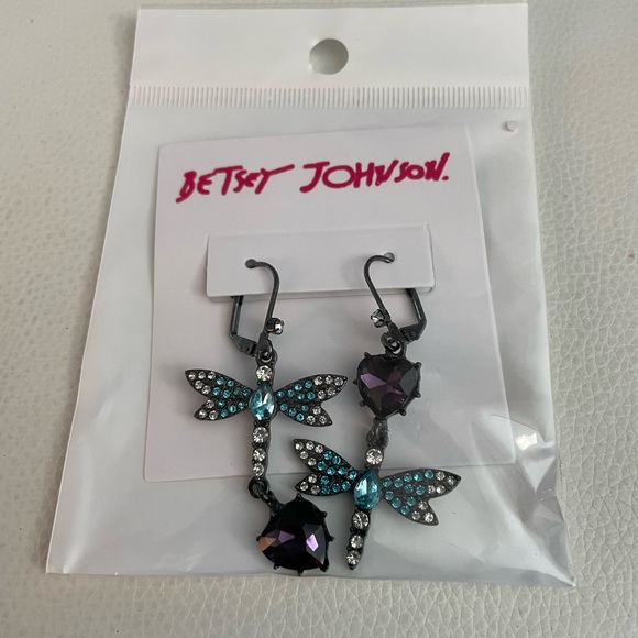 NIB Betsey Johnson mismatch drop butterfly earrings - Picture 3 of 6
